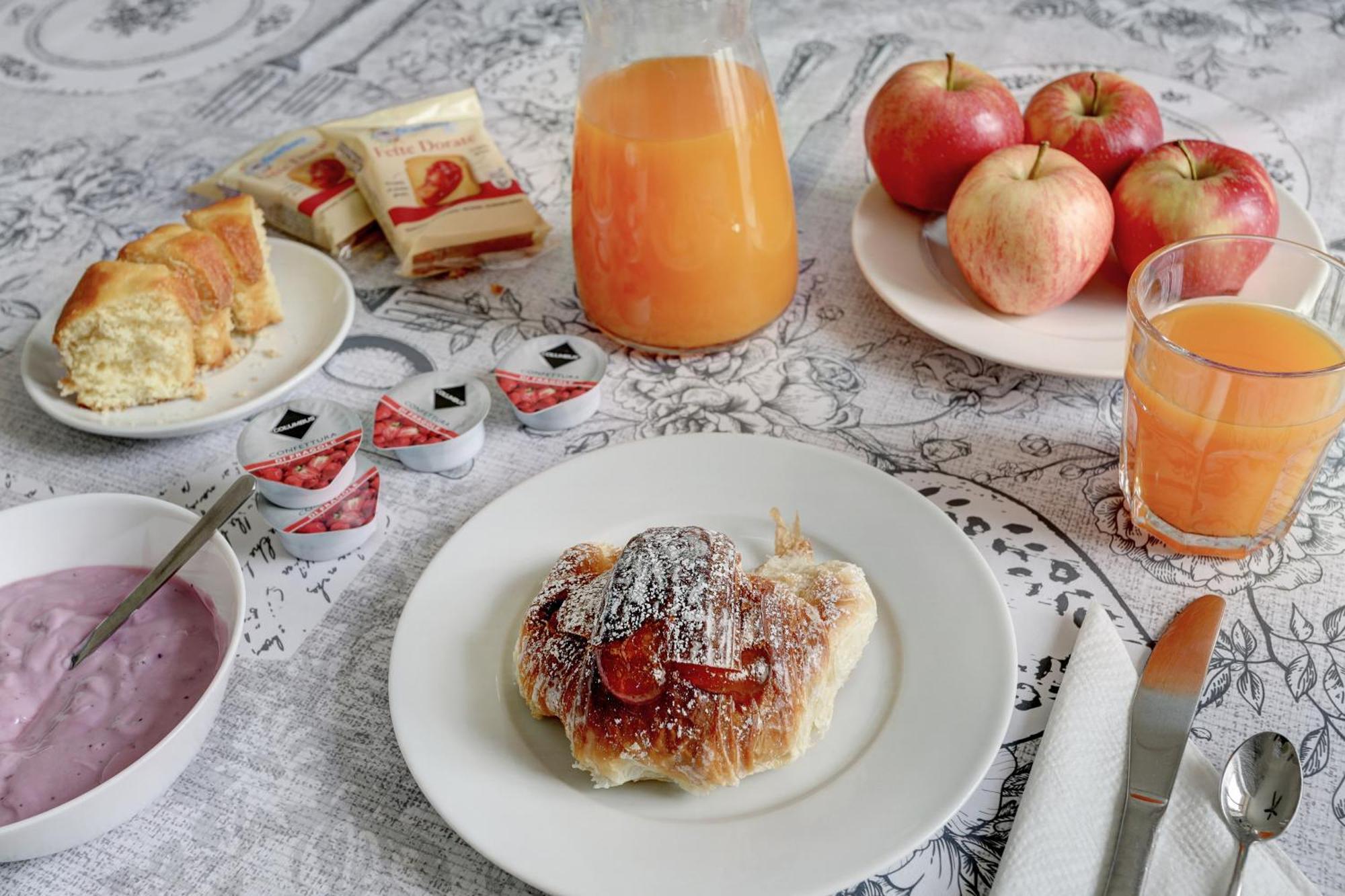 Claudia House Roma Termini Bed & Breakfast Ngoại thất bức ảnh