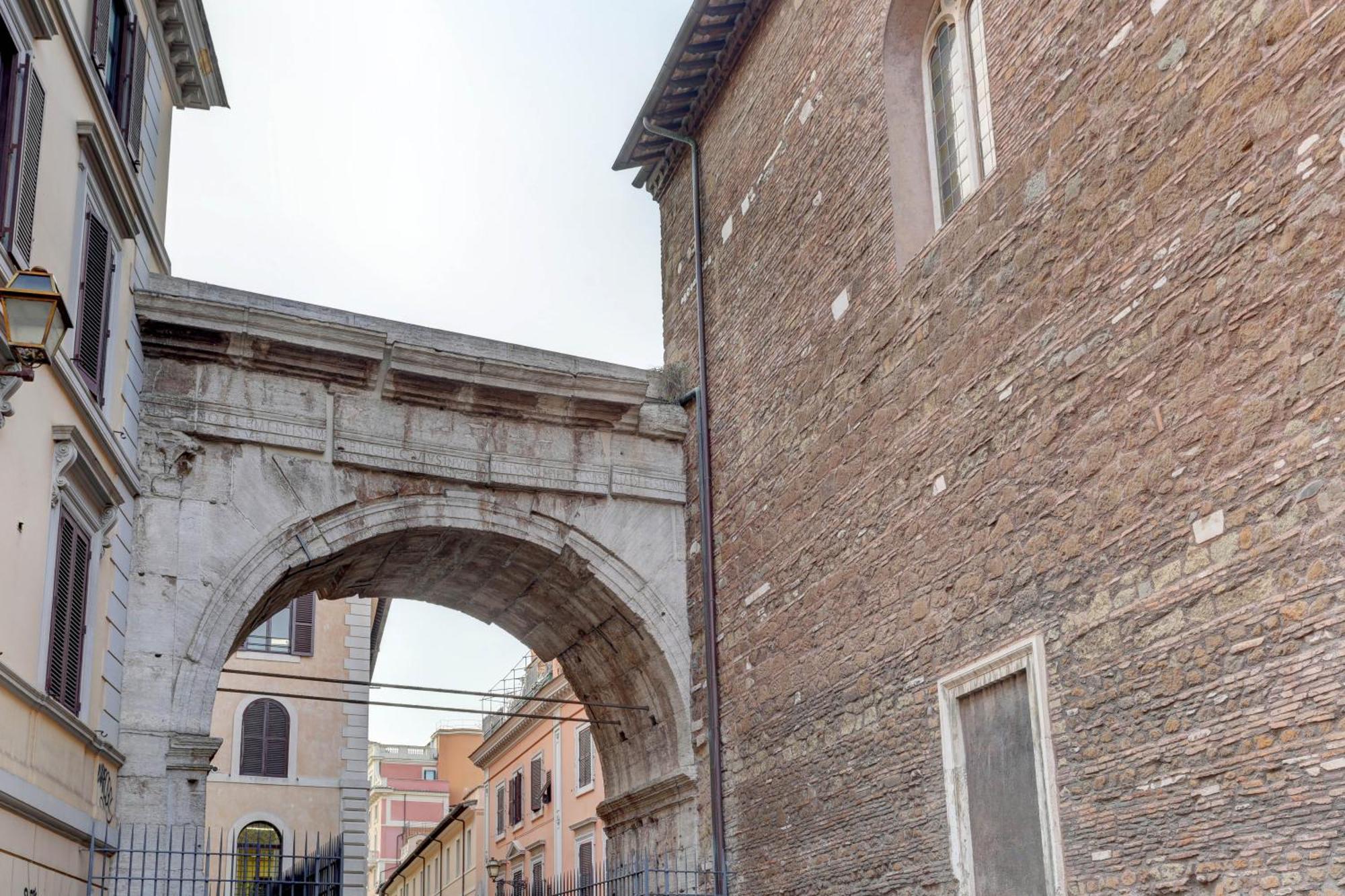 Claudia House Roma Termini Bed & Breakfast Ngoại thất bức ảnh