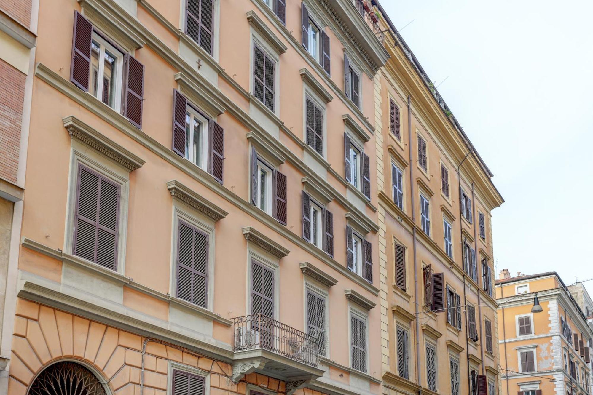 Claudia House Roma Termini Bed & Breakfast Ngoại thất bức ảnh