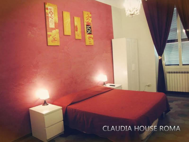 Claudia House Roma Termini Bed & Breakfast Ngoại thất bức ảnh