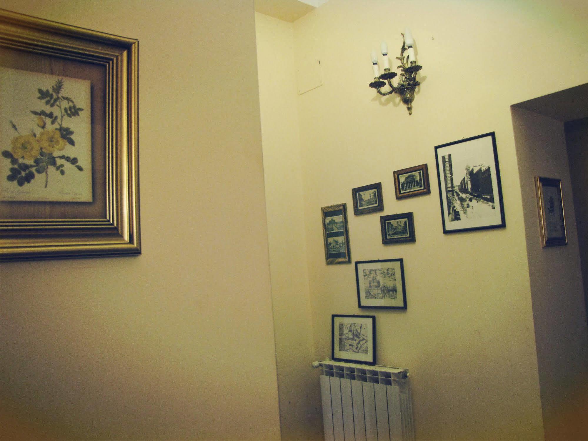 Claudia House Roma Termini Bed & Breakfast Ngoại thất bức ảnh